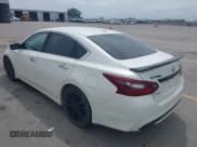 ✅ 2018 Nissan Altima SL • VIN: 1N4AL3AP0JC269565 • Lot: 42791857. Wystawiony na IAAI z przebiegiem 111 000 mil. Bezpłatny archiwum sprzedaży aukcyjnych z USA i szczegółowy raport historii pojazdu na DreamBid. Zdjęcie 3.