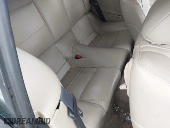 ✅ 2007 Ford Mustang Deluxe • VIN: 1ZVFT84N375310160 • Lot: 43340009. Listed on IAAI with 91,517 mi. Free auction sales archive from the USA and detailed vehicle history report at DreamBid. Image 8.