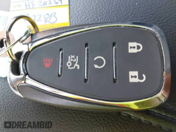 2017 Chevrolet Malibu LT с VIN 1G1ZE5ST7HF211369, выставлен на аукционе IAAI как лот 42742406 с пробегом 98 767 миль миль и . История ставок и продаж доступна на DreamBid. Изображение 11.