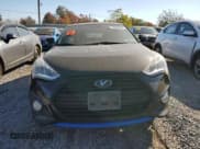 ✅ 2015 Hyundai Veloster Turbo • VIN: KMHTC6AE7FU249281 • Lot: 76985764. Wystawiony na Copart z przebiegiem Nie podano. Bezpłatny archiwum sprzedaży aukcyjnych z USA i szczegółowy raport historii pojazdu na DreamBid. Zdjęcie 5.