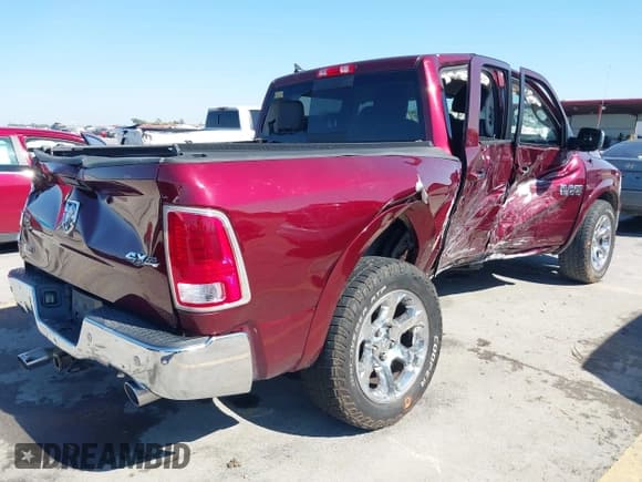 ✅ 2016 Ram 1500 Laramie • VIN: 1C6RR7NM4GS289570 • Lot: 43448953. Wystawiony na IAAI z przebiegiem 197 860 mil. Bezpłatny archiwum sprzedaży aukcyjnych z USA i szczegółowy raport historii pojazdu na DreamBid. Zdjęcie 4.