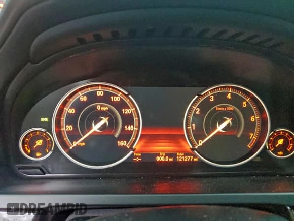 ✅ 2014 BMW 7 Series ALPINA B7 xDrive • VIN: WBAYF8C53ED652924 • Lot: 94483935. Wystawiony na Copart z przebiegiem 121 277 mil. Bezpłatny archiwum sprzedaży aukcyjnych z USA i szczegółowy raport historii pojazdu na DreamBid. Zdjęcie 9.