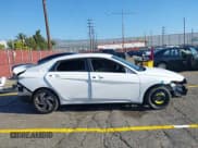 ✅ 2025 Hyundai Elantra SEL Sport • VIN: KMHLM4DG8SU868562 • Lot: 43215752. Listed on IAAI with 6,517 mi. Free auction sales archive from the USA and detailed vehicle history report at DreamBid. Image 14.