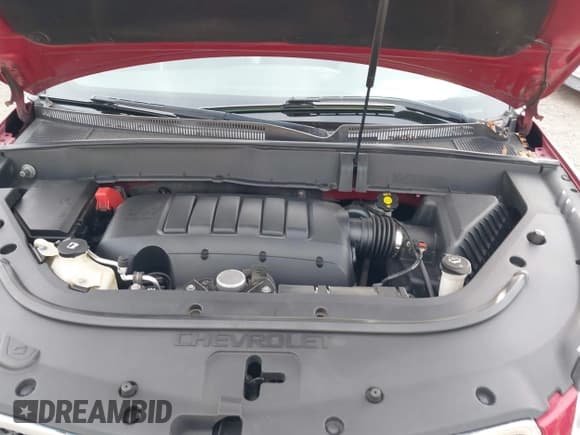 ✅ 2012 Chevrolet Traverse 2LT • VIN: 1GNKVJED9CJ229746 • Lot: 43692308. Wystawiony na IAAI z przebiegiem 152 000 mil. Bezpłatny archiwum sprzedaży aukcyjnych z USA i szczegółowy raport historii pojazdu na DreamBid. Zdjęcie 10.