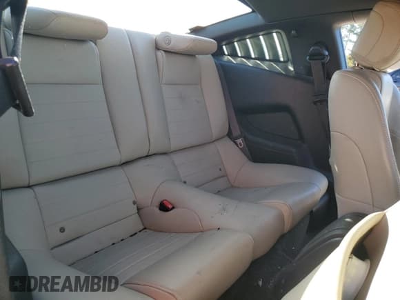 ✅ 2014 Ford Mustang V6 • VIN: 1ZVBP8AM2E5241862 • Лот: 86985785. Опубликован ранее на Copart с пробегом 105 258 миль. Бесплатный доступ к архиву аукционных продаж из США и подробный отчёт об истории автомобиля на DreamBid. Изображение 10.