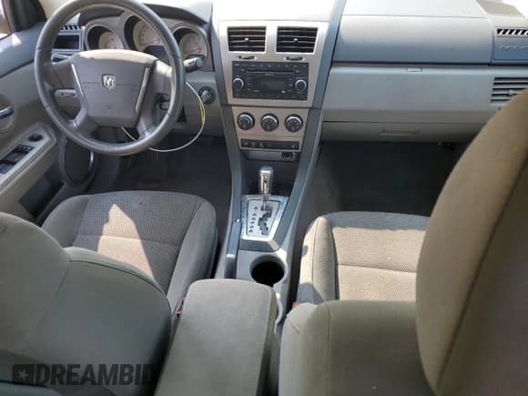 ✅ 2008 Dodge Avenger SXT • VIN: 1B3LC56R18N696195 • Лот: 70243474. Опубликован ранее на Copart с пробегом 171 589 миль. Бесплатный доступ к архиву аукционных продаж из США и подробный отчёт об истории автомобиля на DreamBid. Изображение 8.