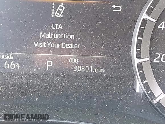 ✅ 2024 Toyota Highlander LE • VIN: 5TDKDRBH4RS530311 • Лот: 41900634. Опубликован ранее на IAAI с пробегом 30 801 миль. Бесплатный доступ к архиву аукционных продаж из США и подробный отчёт об истории автомобиля на DreamBid. Изображение 15.