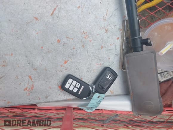 ✅ 2019 Honda Pilot EX-L • VIN: 5FNYF6H58KB013796 • Лот: 43073370. Опубликован ранее на IAAI с пробегом 91 560 миль. Бесплатный доступ к архиву аукционных продаж из США и подробный отчёт об истории автомобиля на DreamBid. Изображение 11.