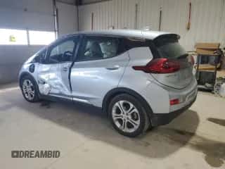 2017 Chevrolet Bolt EV LT z VIN 1G1FW6S00H4141396, wystawiony jako Copart lot #43407484 z przebiegiem 86 063 mil mil oraz . Historia ofert i sprzedaży dostępna na DreamBid. Obrazek 2.