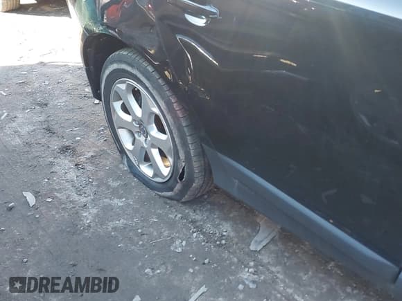 ✅ 2013 Volvo XC60 3.2L • VIN: YV4940DLXD2439844 • Lot: 43807288. Listed on IAAI with 210,400 mi. Free auction sales archive from the USA and detailed vehicle history report at DreamBid. Image 6.