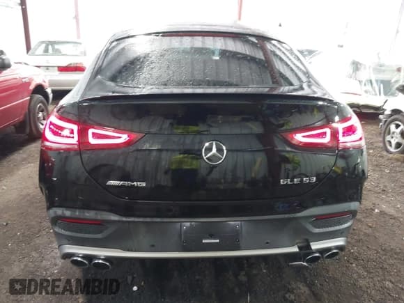 ✅ 2021 Mercedes-Benz GLE 53 AMG • VIN: 4JGFD6BB8MA221373 • Lot: 42812075. Listed on IAAI with 67,630 mi. Free auction sales archive from the USA and detailed vehicle history report at DreamBid. Image 17.