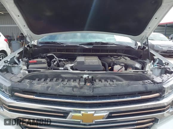 ✅ 2020 Chevrolet Silverado 1500 High Country • VIN: 3GCUYHET3LG401392 • Lot: 43325251. Listed on IAAI with 56,094 mi. Free auction sales archive from the USA and detailed vehicle history report at DreamBid. Image 10.