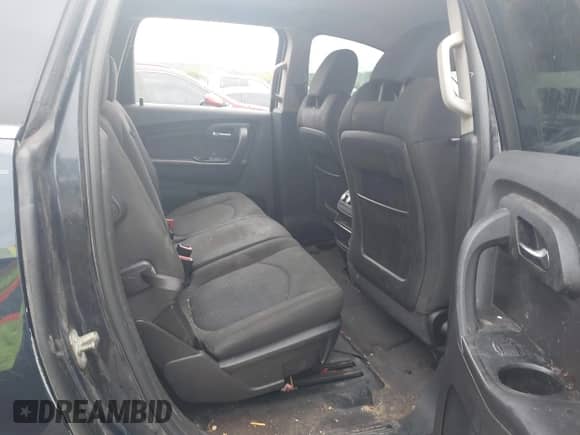 2010 Chevrolet Traverse 1LT z VIN 1GNLVFED9AJ220267, wystawiony jako IAAI lot #43285899 z przebiegiem 234 770 mil mil oraz . Historia ofert i sprzedaży dostępna na DreamBid. Obrazek 8.