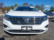✅ 2020 Volkswagen Passat S • VIN: 1VWAA7A32LC013299 • Lot: 43532788. Wystawiony na IAAI z przebiegiem 26 525 mil. Bezpłatny archiwum sprzedaży aukcyjnych z USA i szczegółowy raport historii pojazdu na DreamBid. Zdjęcie 12.