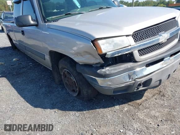 2004 Chevrolet Silverado 1500 z VIN 2GCEK19T441300993, wystawiony jako IAAI lot #43251806 z przebiegiem 143 240 mil mil oraz . Historia ofert i sprzedaży dostępna na DreamBid. Obrazek 6.