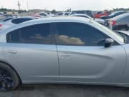 ✅ 2019 Dodge Charger SXT • VIN: 2C3CDXBG9KH615377 • Лот: 43251476. Опубликован ранее на IAAI с пробегом 135 902 миль. Бесплатный доступ к архиву аукционных продаж из США и подробный отчёт об истории автомобиля на DreamBid. Изображение 13.