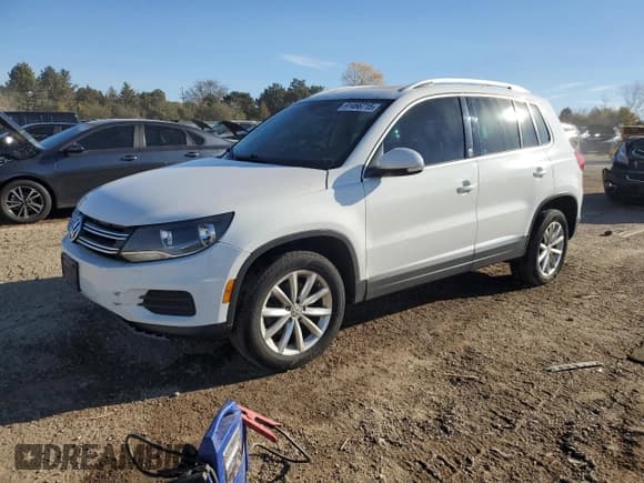 ✅ 2017 Volkswagen Tiguan Wolfsburg Edition • VIN: WVGSV7AX6HW507830 • Lot: 91466715. Wystawiony na Copart z przebiegiem 99 853 mil. Bezpłatny archiwum sprzedaży aukcyjnych z USA i szczegółowy raport historii pojazdu na DreamBid. Zdjęcie 1.