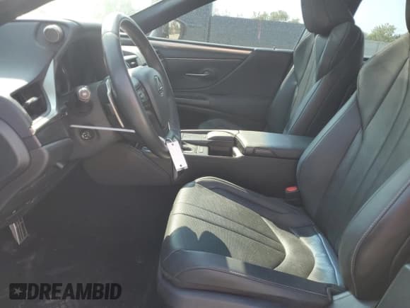 ✅ 2021 Lexus ES 350 F Sport • VIN: 58AGZ1B19MU086654 • Lot: 71031705. Wystawiony na Copart z przebiegiem 71 683 mil. Bezpłatny archiwum sprzedaży aukcyjnych z USA i szczegółowy raport historii pojazdu na DreamBid. Zdjęcie 7.