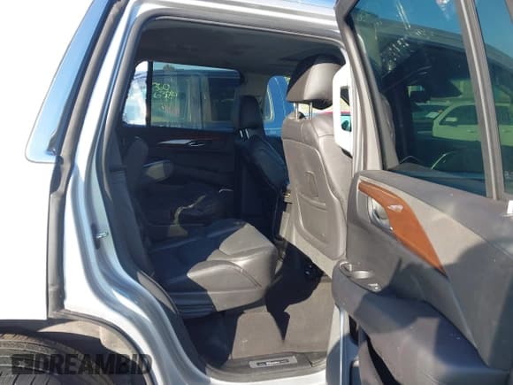 ✅ 2020 Cadillac Escalade Luxury • VIN: 1GYS4BKJXLR110594 • Лот: 43580949. Опубликован ранее на IAAI с пробегом 74 126 миль. Бесплатный доступ к архиву аукционных продаж из США и подробный отчёт об истории автомобиля на DreamBid. Изображение 8.