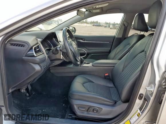 2022 Toyota Camry SE z VIN 4T1G11AK5NU669622, wystawiony jako Copart lot #81820025 z przebiegiem 38 414 mil mil oraz Szkoda całkowita • Salvage title. Historia ofert i sprzedaży dostępna na DreamBid. Obrazek 7.