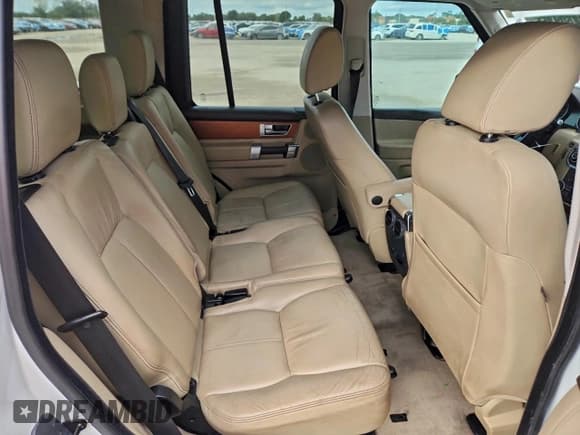 ✅ 2016 Land Rover LR4 HSE Lux • VIN: SALAK2V61GA798836 • Лот: 94708755. Опубликован ранее на Copart с пробегом 157 818 миль. Бесплатный доступ к архиву аукционных продаж из США и подробный отчёт об истории автомобиля на DreamBid. Изображение 11.