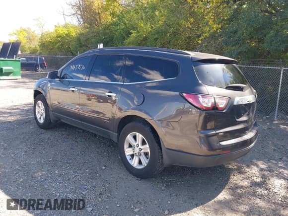 ✅ 2014 Chevrolet Traverse LT • VIN: 1GNKVGKD8EJ280181 • Lot: 43459530. Listed on IAAI with Not provided. Free auction sales archive from the USA and detailed vehicle history report at DreamBid. Image 3.