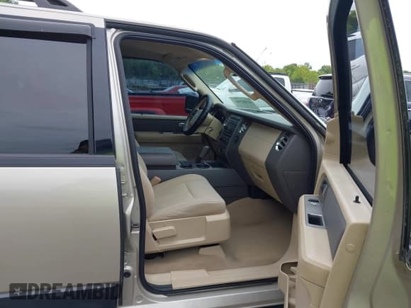 ✅ 2007 Ford Expedition Max XLT • VIN: 1FMFK16507LA56506 • Лот: 42986900. Опубликован ранее на IAAI с пробегом 139 209 миль. Бесплатный доступ к архиву аукционных продаж из США и подробный отчёт об истории автомобиля на DreamBid. Изображение 5.