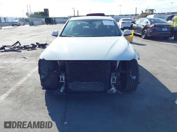 2014 BMW 3 Series 328i с VIN WBA3C1C57EK107752, выставлен на аукционе IAAI как лот 43295470 с пробегом 107 767 миль миль и . История ставок и продаж доступна на DreamBid. Изображение 13.