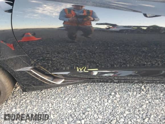 2015 Chevrolet Corvette Z06 2LZ z VIN 1G1YR2D64F5606585, wystawiony jako Copart lot #76243904 z przebiegiem Nie podano mil oraz Szkoda całkowita • Salvage title. Historia ofert i sprzedaży dostępna na DreamBid. Obrazek 12.