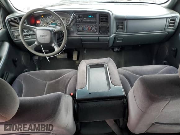 2001 GMC Sierra 1500 SLE1 with VIN 1GTEC19V41Z321666, listed as a Copart auction lot 82470244 with 220,830 mi miles and Clean title. Bid and sale history available at DreamBid. Image 8.