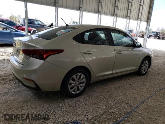 ✅ 2019 Hyundai Accent SE • VIN: 3KPC24A31KE050763 • Лот: 52144375. Опубликован ранее на Copart с пробегом 129 194 миль. Бесплатный доступ к архиву аукционных продаж из США и подробный отчёт об истории автомобиля на DreamBid. Изображение 3.