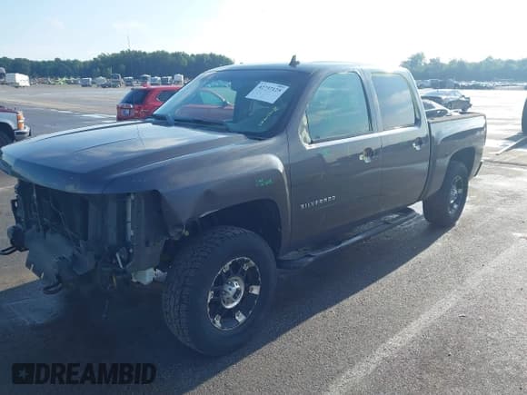 ✅ 2011 Chevrolet Silverado 1500 LTZ • VIN: 3GCPKTE35BG190664 • Lot: 42737125. Wystawiony na IAAI z przebiegiem 168 420 mil. Bezpłatny archiwum sprzedaży aukcyjnych z USA i szczegółowy raport historii pojazdu na DreamBid. Zdjęcie 18.