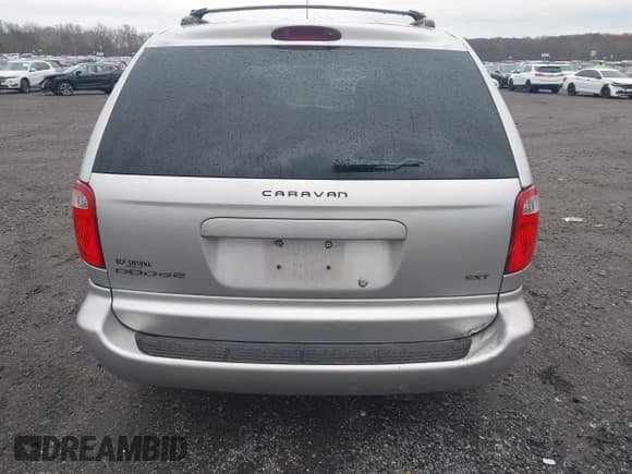 ✅ 2006 Dodge Caravan SXT • VIN: 1D4GP45RX6B659776 • Lot: 43779789. Listed on IAAI with 202,622 mi. Free auction sales archive from the USA and detailed vehicle history report at DreamBid. Image 15.