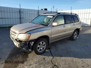 ✅ 2005 Toyota Highlander • VIN: JTEDP21A850079629 • Lot: 92741375. Listed on Copart with 222,716 mi. Free auction sales archive from the USA and detailed vehicle history report at DreamBid. Image 1.