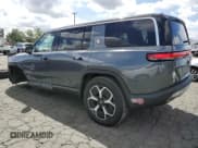 ✅ 2024 Rivian R1S Adventure • VIN: 7PDSGBBA8RN044665 • Lot: 56420995. Wystawiony na Copart z przebiegiem 10 580 mil. Bezpłatny archiwum sprzedaży aukcyjnych z USA i szczegółowy raport historii pojazdu na DreamBid. Zdjęcie 2.
