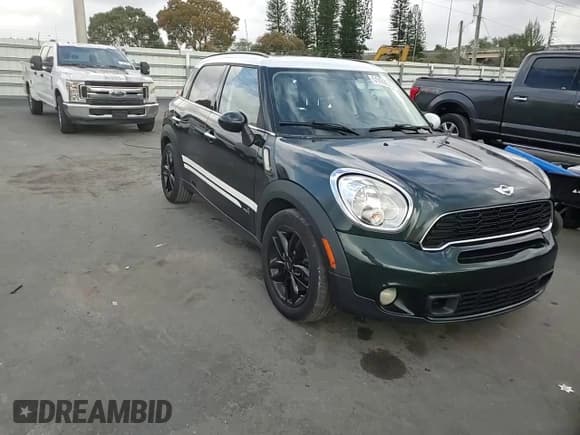 ✅ 2013 MINI Countryman S ALL4 • VIN: WMWZC5C58DWP31357 • Lot: 51438035. Listed on Copart with 98,138 mi. Free auction sales archive from the USA and detailed vehicle history report at DreamBid. Image 11.