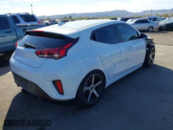 2019 Hyundai Veloster Premium with VIN KMHTG6AF3KU019356, listed as a IAAI auction lot 41765937 with 120,079 mi miles and . Bid and sale history available at DreamBid. Image 4.