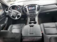 ✅ 2016 Chevrolet Suburban LT • VIN: 1GNSKHKC4GR393748 • Lot: 73660324. Wystawiony na Copart z przebiegiem 97 981 mil. Bezpłatny archiwum sprzedaży aukcyjnych z USA i szczegółowy raport historii pojazdu na DreamBid. Zdjęcie 8.