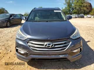 2017 Hyundai Santa Fe 2.4L z VIN 5XYZU3LB4HG388205, wystawiony jako Copart lot #82442035 z przebiegiem 95 638 mil mil oraz Szkoda całkowita • Salvage title. Historia ofert i sprzedaży dostępna na DreamBid. Obrazek 5.