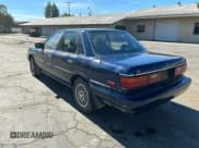 ✅ 1987 Toyota Camry • VIN: JT2SV22F2H3016128 • Lot: 87458365. Wystawiony na Copart z przebiegiem 261 323 mil. Bezpłatny archiwum sprzedaży aukcyjnych z USA i szczegółowy raport historii pojazdu na DreamBid. Zdjęcie 3.