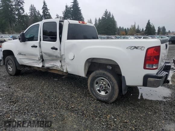 ✅ 2008 GMC Sierra 2500HD SLE1 • VIN: 1GTHK23678F133792 • Lot: 92861585. Listed on Copart with 120,038 mi. Free auction sales archive from the USA and detailed vehicle history report at DreamBid. Image 2.