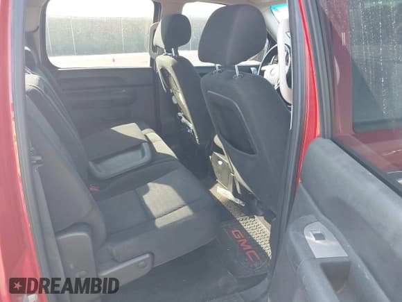 ✅ 2011 GMC Sierra 1500 SLE • VIN: 3GTP2VE3XBG314682 • Lot: 43210901. Wystawiony na IAAI z przebiegiem 208 205 mil. Bezpłatny archiwum sprzedaży aukcyjnych z USA i szczegółowy raport historii pojazdu na DreamBid. Zdjęcie 8.