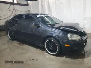 ✅ 2008 Volkswagen Golf • VIN: 3VWFJ71K38M119229 • Lot: 73570984. Listed on Copart with 173,419 mi. Free auction sales archive from the USA and detailed vehicle history report at DreamBid. Image 4.