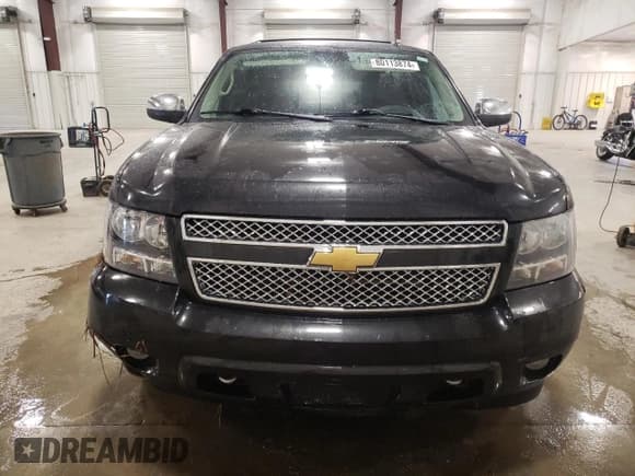 ✅ 2012 Chevrolet Suburban LTZ • VIN: 1GNSKKE76CR141134 • Lot: 80113874. Wystawiony na Copart z przebiegiem 278 536 mil. Bezpłatny archiwum sprzedaży aukcyjnych z USA i szczegółowy raport historii pojazdu na DreamBid. Zdjęcie 5.