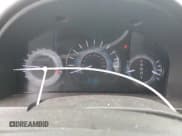 ✅ 2010 Mercury Milan • VIN: 3MEHM0HAXAR664987 • Lot: 64991864. Wystawiony na Copart z przebiegiem 213 132 mil. Bezpłatny archiwum sprzedaży aukcyjnych z USA i szczegółowy raport historii pojazdu na DreamBid. Zdjęcie 9.