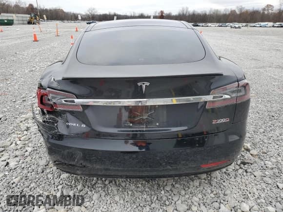✅ 2017 Tesla Model S 100D • VIN: 5YJSA1E42HF231454 • Lot: 92427805. Listed on Copart with 134,791 mi. Free auction sales archive from the USA and detailed vehicle history report at DreamBid. Image 6.