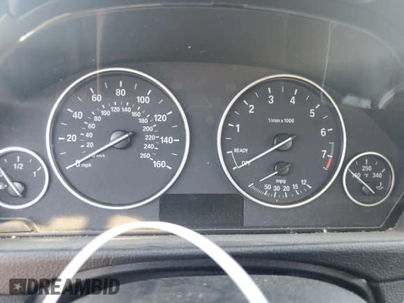 ✅ 2013 BMW 3 Series 328i • VIN: WBA3A5C51DF354463 • Лот: 90403715. Опубликован ранее на Copart с пробегом Не указан. Бесплатный доступ к архиву аукционных продаж из США и подробный отчёт об истории автомобиля на DreamBid. Изображение 9.