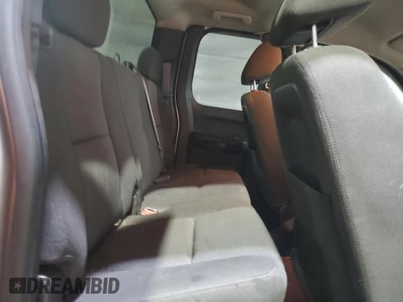 ✅ 2012 Chevrolet Silverado 2500HD LT • VIN: 1GC2KXCG1CZ352458 • Lot: 87028325. Wystawiony na Copart z przebiegiem 112 786 mil. Bezpłatny archiwum sprzedaży aukcyjnych z USA i szczegółowy raport historii pojazdu na DreamBid. Zdjęcie 10.