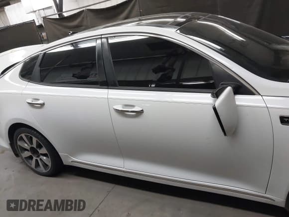 ✅ 2016 Kia Optima SXL Turbo • VIN: 5XXGV4L29GG075339 • Лот: 42420459. Опубликован ранее на IAAI с пробегом 122 294 миль. Бесплатный доступ к архиву аукционных продаж из США и подробный отчёт об истории автомобиля на DreamBid. Изображение 13.