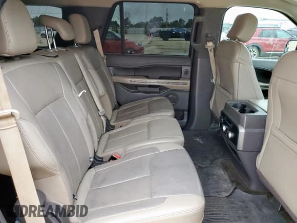 ✅ 2018 Ford Expedition XLT • VIN: 1FMJU1HTXJEA44472 • Lot: 60818485. Listed on Copart with 136,326 mi. Free auction sales archive from the USA and detailed vehicle history report at DreamBid. Image 11.